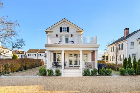 114 North Water Street Edgartown MA 02539