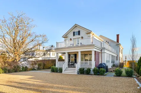 114 North Water Street Edgartown MA 02539