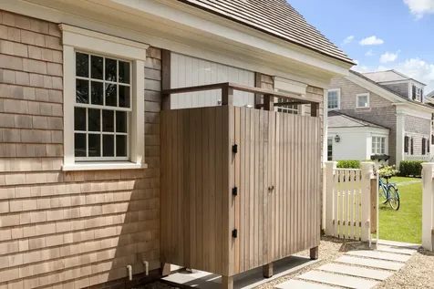 114 North Water Street Edgartown MA 02539