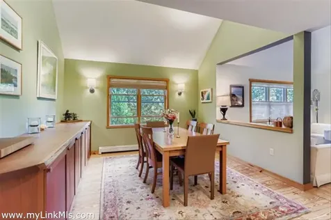 81 Leland Avenue Vineyard Haven MA 02568