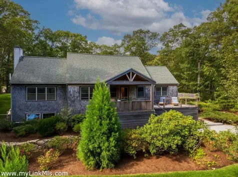 81 Leland Avenue Vineyard Haven MA 02568