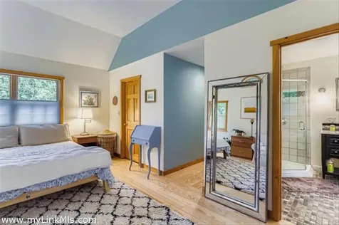 81 Leland Avenue Vineyard Haven MA 02568