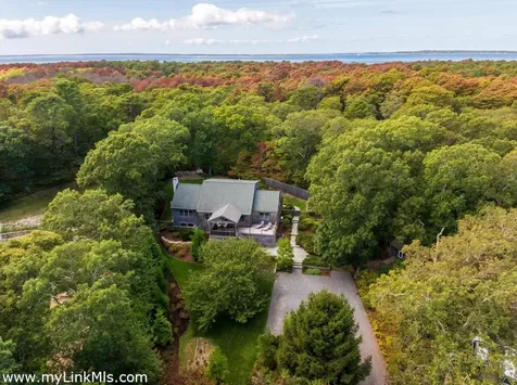 81 Leland Avenue Vineyard Haven MA 02568