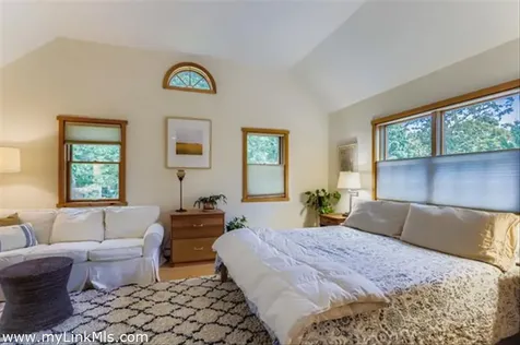 81 Leland Avenue Vineyard Haven MA 02568