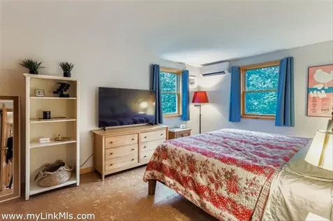 81 Leland Avenue Vineyard Haven MA 02568