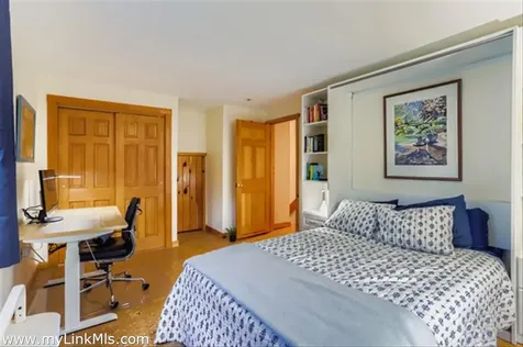 81 Leland Avenue Vineyard Haven MA 02568