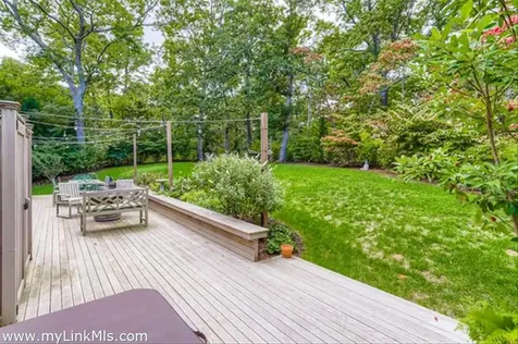 81 Leland Avenue Vineyard Haven MA 02568