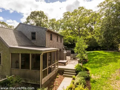 81 Leland Avenue Vineyard Haven MA 02568