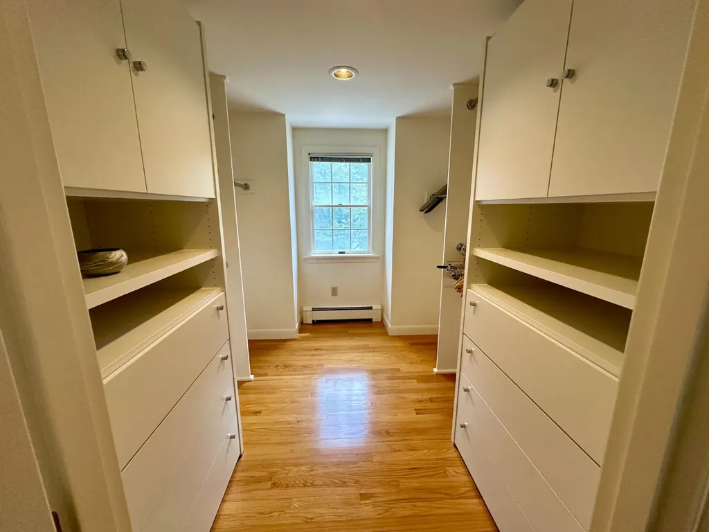 26 Bijahs Way Chilmark MA 02535