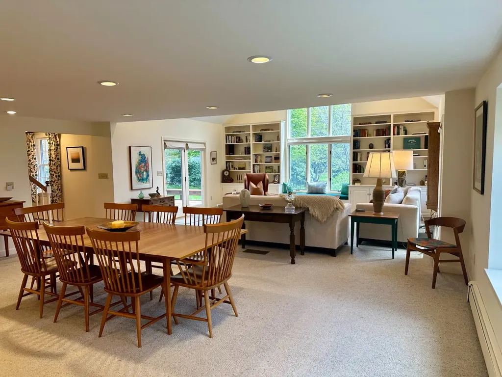26 Bijahs Way Chilmark MA 02535