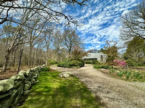 26 Bijahs Way Chilmark MA 02535