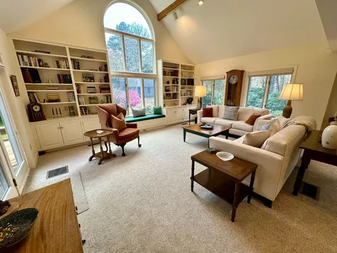 26 Bijahs Way Chilmark MA 02535