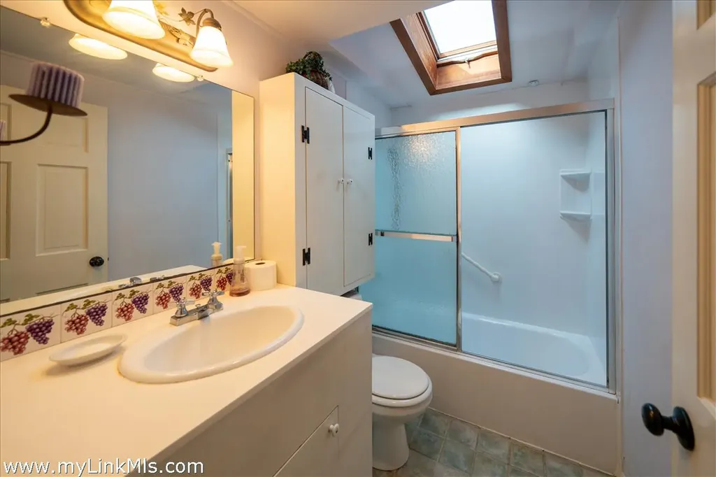 23 Circuit Avenue Extension Oak Bluffs MA 02557