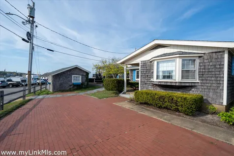 23 Circuit Avenue Extension Oak Bluffs MA 02557