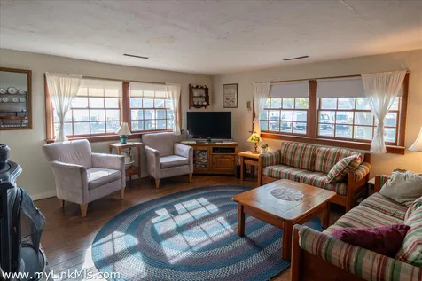 23 Circuit Avenue Extension Oak Bluffs MA 02557