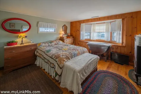 23 Circuit Avenue Extension Oak Bluffs MA 02557