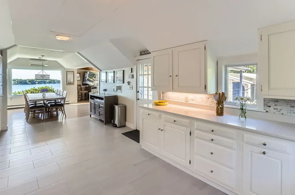 217 Barnes Road Oak Bluffs MA 02557