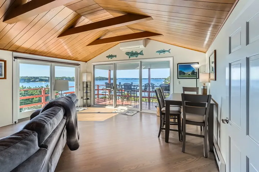 217 Barnes Road Oak Bluffs MA 02557
