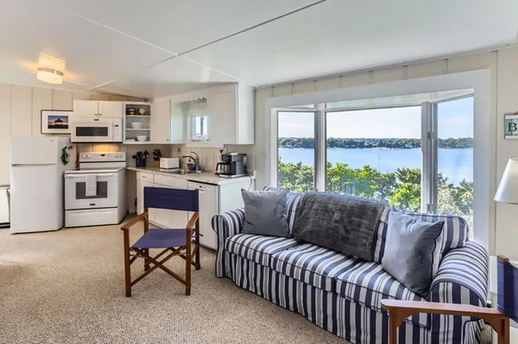 217 Barnes Road Oak Bluffs MA 02557