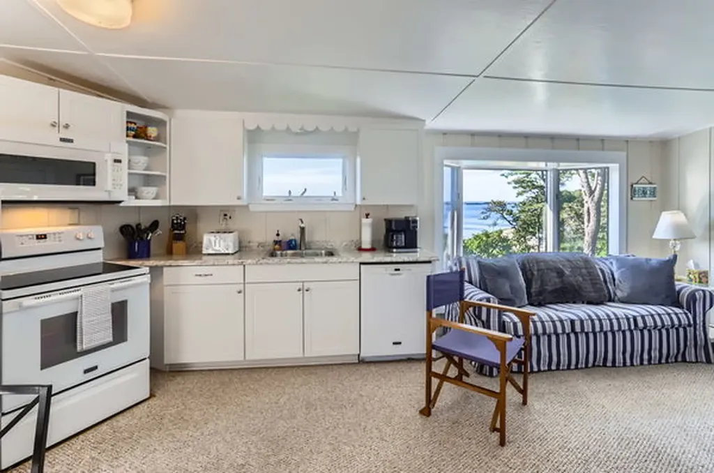 217 Barnes Road Oak Bluffs MA 02557