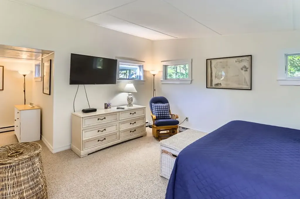 217 Barnes Road Oak Bluffs MA 02557