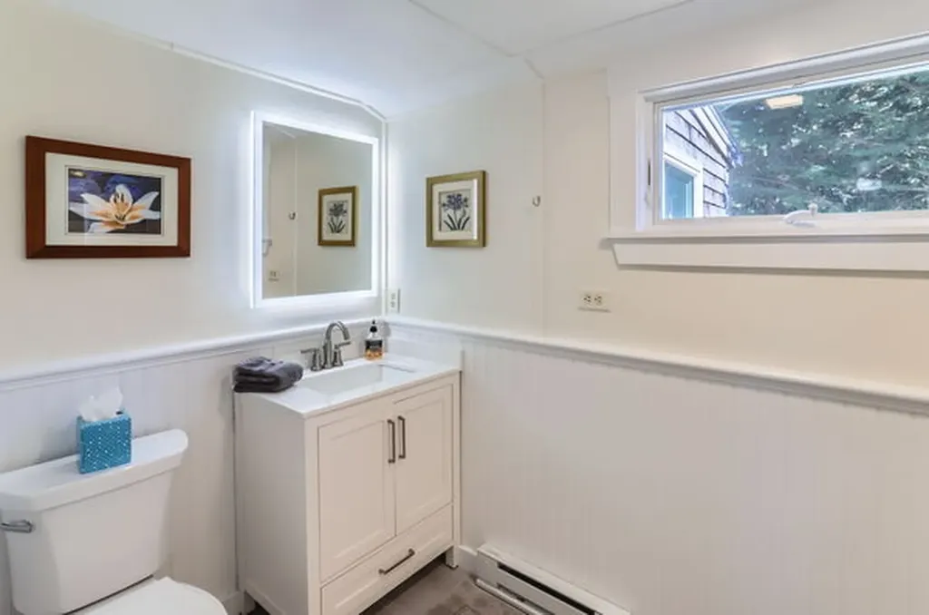 217 Barnes Road Oak Bluffs MA 02557