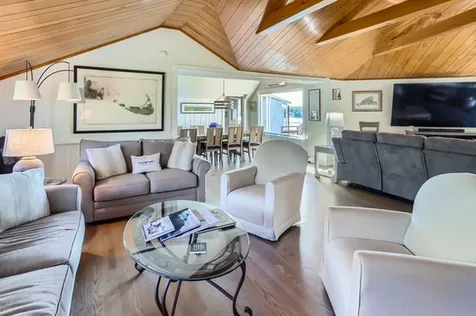 217 Barnes Road Oak Bluffs MA 02557