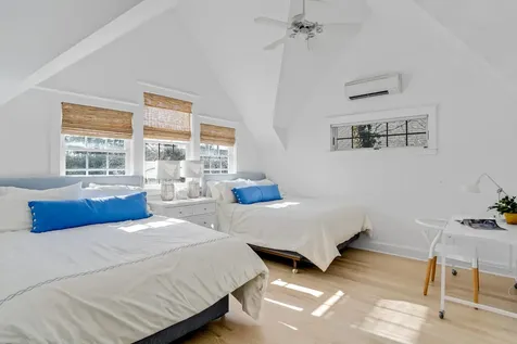 99 Cooke Street Edgartown MA 02539