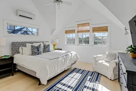 99 Cooke Street Edgartown MA 02539