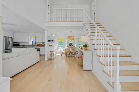 99 Cooke Street Edgartown MA 02539