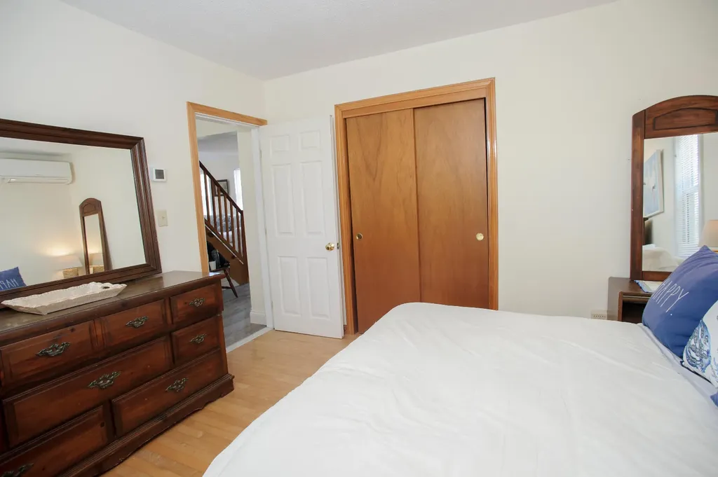 21 Schoolhouse Road Edgartown MA 02539