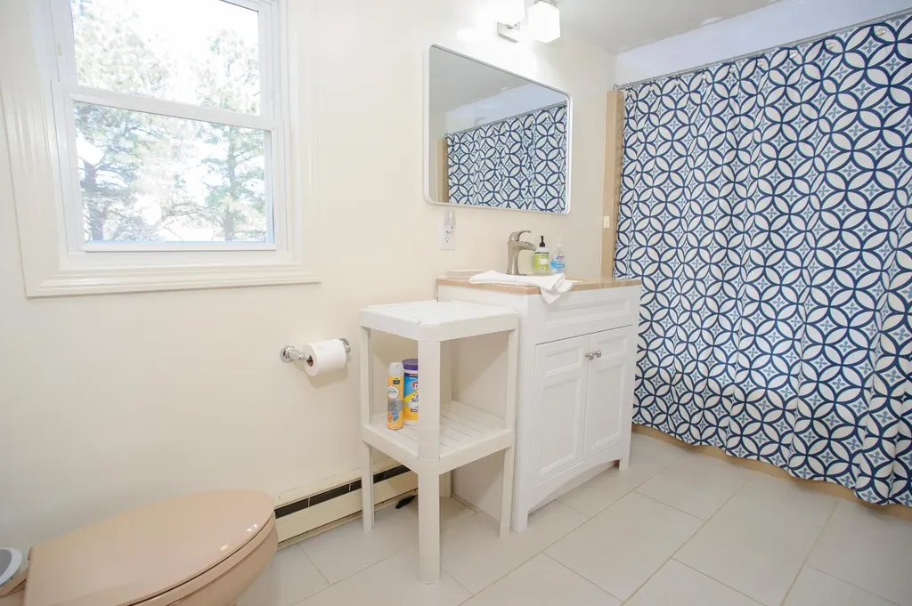 21 Schoolhouse Road Edgartown MA 02539