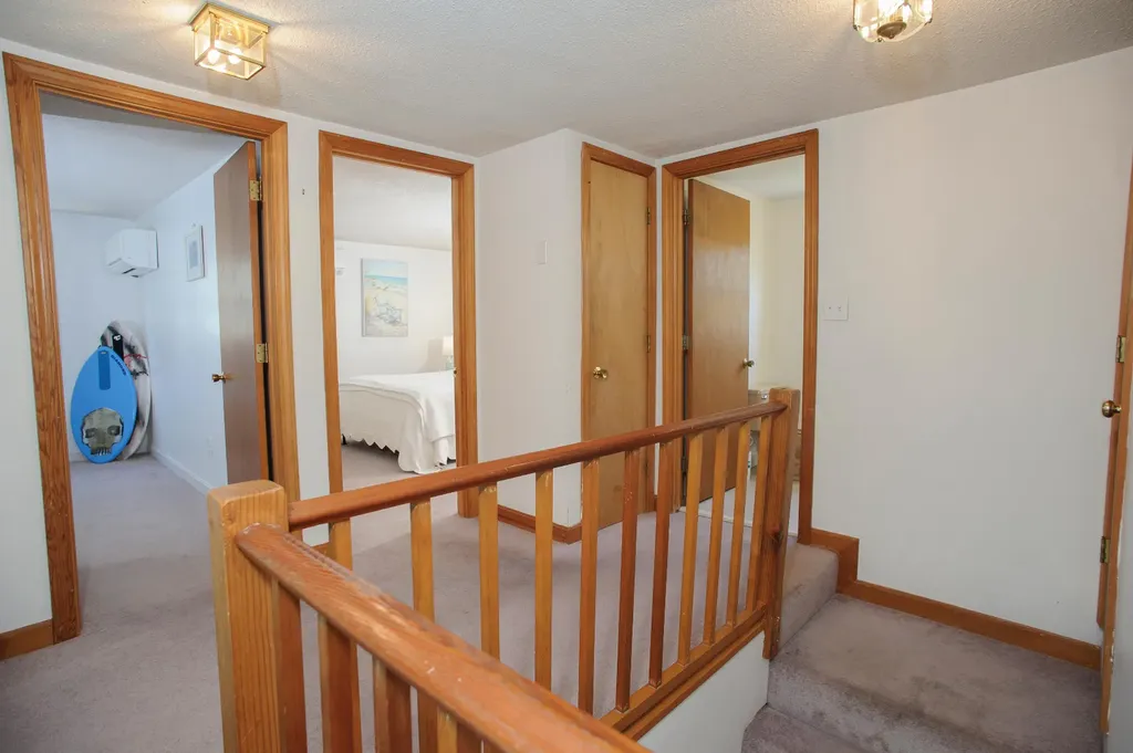 21 Schoolhouse Road Edgartown MA 02539