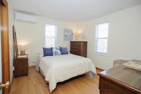 21 Schoolhouse Road Edgartown MA 02539