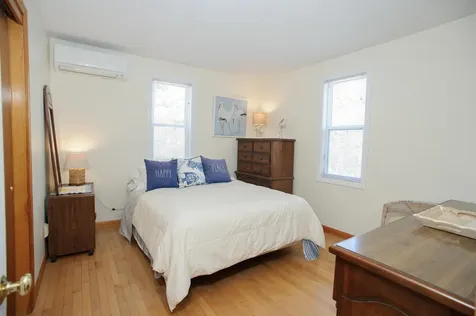 21 Schoolhouse Road Edgartown MA 02539