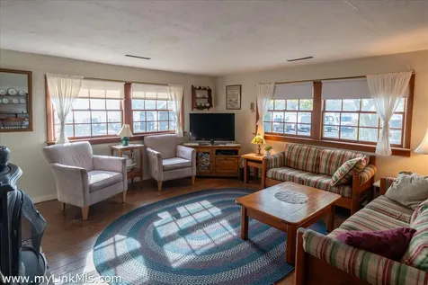 23 Circuit Avenue Extension Oak Bluffs MA 02557