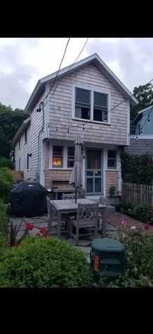 22 Montgomery Square Oak Bluffs MA 02557