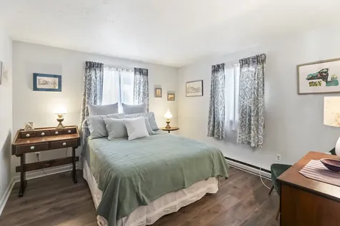 90 Schoolhouse Road Edgartown MA 02539