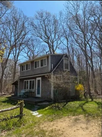 318 Lamberts Cove Road West Tisbury MA 02575