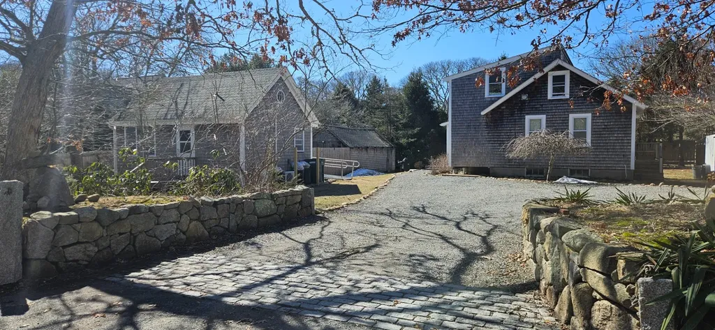 15 Goah Way Vineyard Haven MA 02568