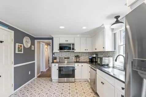 56 Garvin Street Oak Bluffs MA 02557