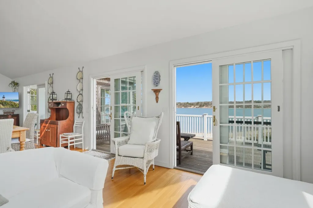 95 Hines Point Road Vineyard Haven MA 02568