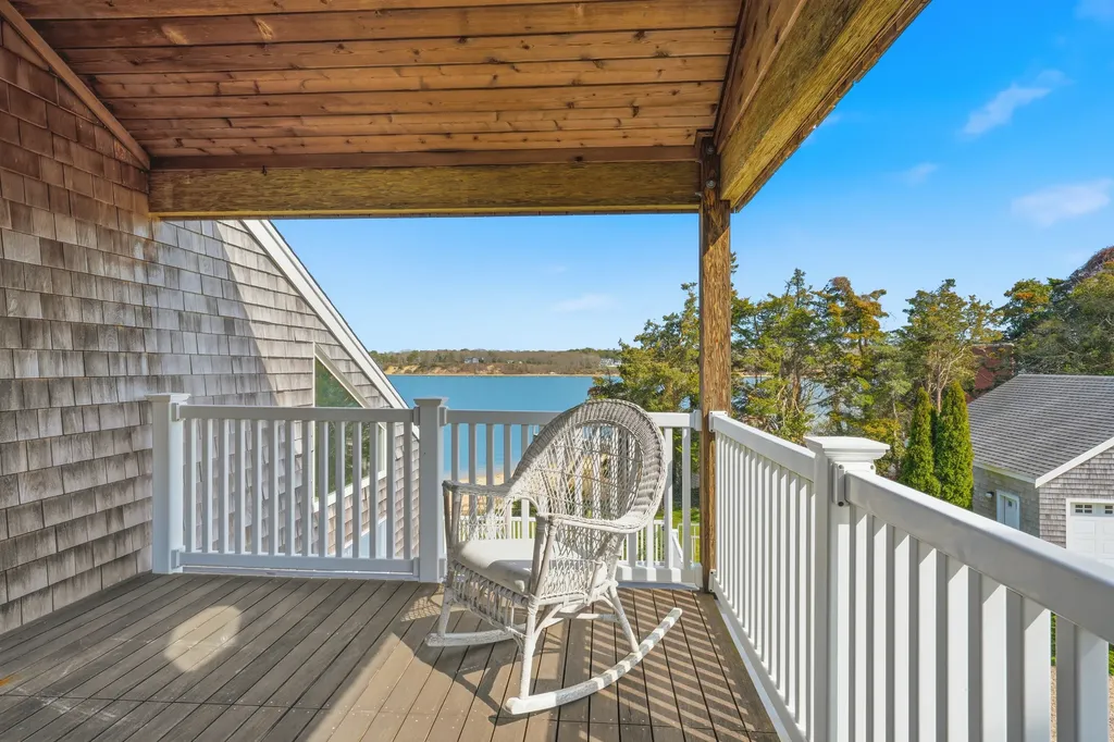 95 Hines Point Road Vineyard Haven MA 02568