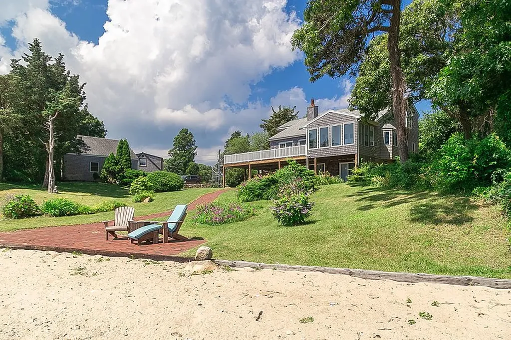 95 Hines Point Road Vineyard Haven MA 02568