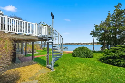 95 Hines Point Road Vineyard Haven MA 02568