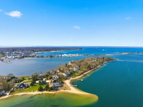 95 Hines Point Road Vineyard Haven MA 02568