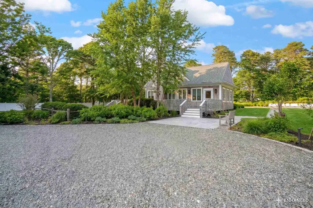 471 West Tisbury Road Edgartown MA 02539