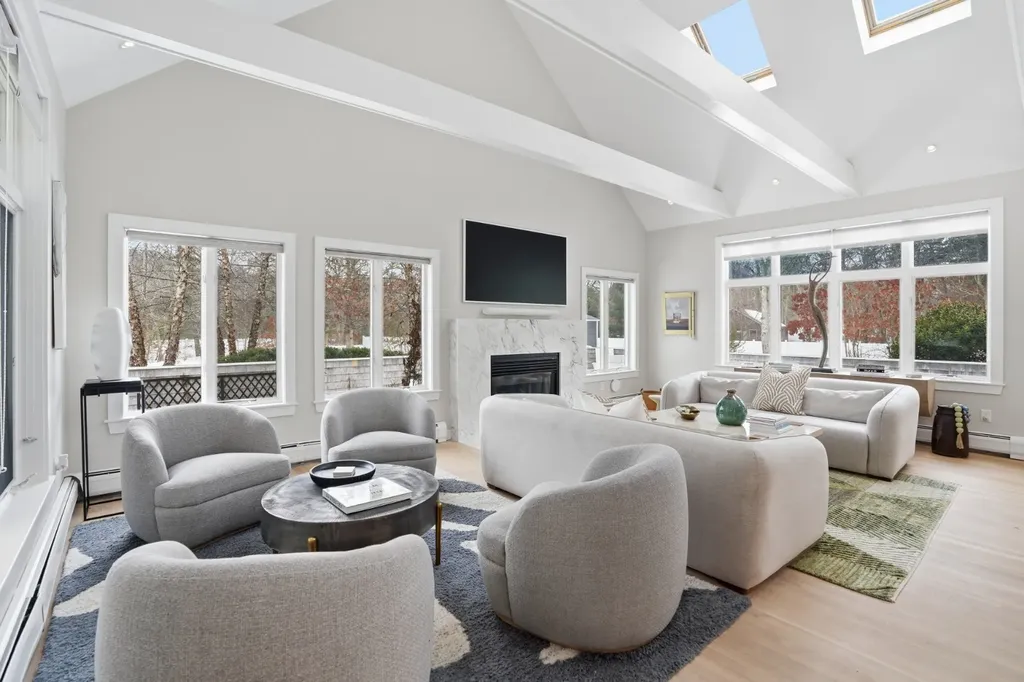 471 West Tisbury Road Edgartown MA 02539
