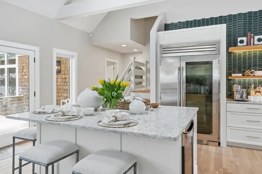 471 West Tisbury Road Edgartown MA 02539