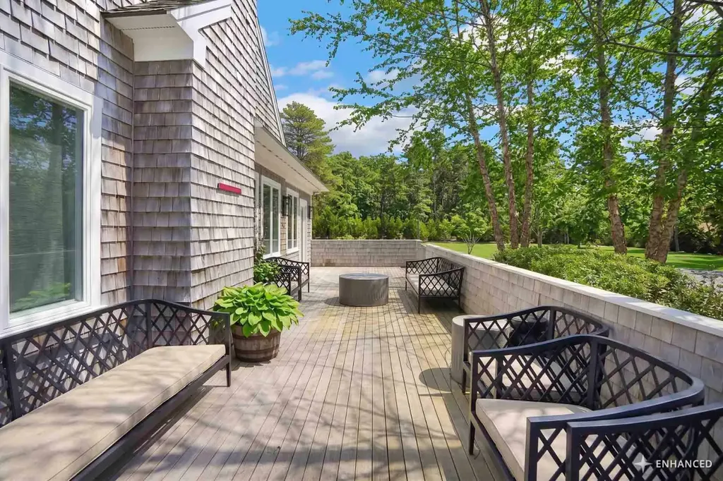 471 West Tisbury Road Edgartown MA 02539